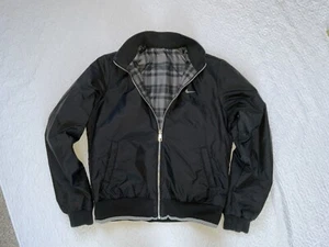 Nike  Men’s Boys Black  Grey Reversible Jacket  Excellent - Picture 1 of 14