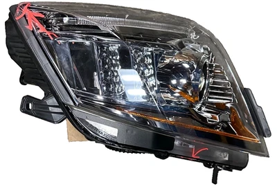 OEM | Head Light Assembly Fits 2008-2014 CTS GM 19369528 - Image 1 of 4