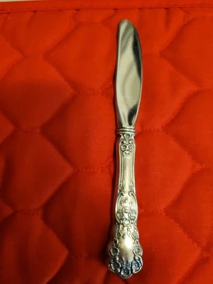 Cuchillo de mantequilla Gorham Buttercup. Mango de plata de ley/hoja de acero inoxidable (1) Foto 1 de 2
