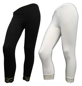 Nuovissimi pantaloncini da donna in pizzo 3/4 leggings 95% viscosa 5% elastan elasticizzato - Foto 1 di 4