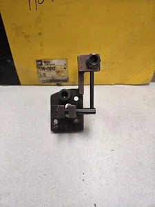 6V2014 GOOD USED BRACKET ASSEMBLY FOR CATERPILLAR FREE SHIPPING! - Picture 1 of 6