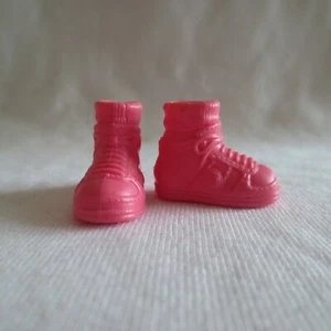 NUEVO Barbie Sister Stacie Muñeca Rosa Top Alto Tenis Zapatos - Imagen 1 de 2