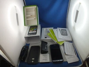 DORO Liberto 820 Black 8GB Android Senioren Smartphone mit Ladestation Unlocked - Bild 1 von 10