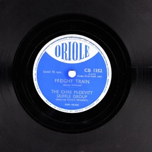 Chas Mcdevitt UK #5 Skiffle 78 Freight Train / Die Baumwolle Song Pirole CB 1352 - Imagen 1 de 2