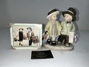 VTG Kim Anderson Enesco Figurine "Sharing The Joy Of The Season" Christmas Decor - Picture 1 of 5