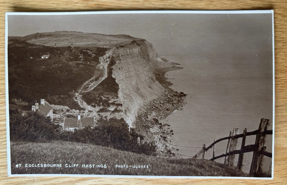 RP Postcard - Ecclesbourne Cliff, Hastings, Kent - By Judges Ltd Hastings - Image 1 of 2