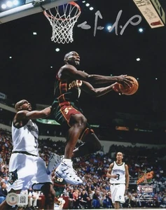 SHAWN KEMP SIGNED AUTO 8X10 PHOTO BECKETT/BAS #BJ01494 **SEATTLE SUPERSONICS** - Picture 1 of 1