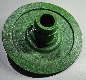 Original John Deere Rillenscheibenhälfte Half Sheave, 1065 1068H 1072 1075 1085 - Picture 1 of 1