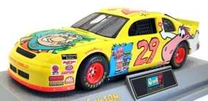 Revell 1/43 Scale Model Nascar 4014 - 1996 Chevrolet Wacky Racing S.Grissom - Picture 1 of 5