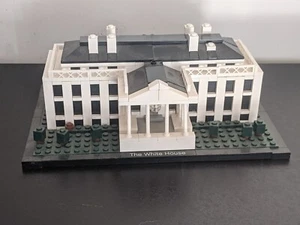 LEGOS ARCHITECTURE WHITE HOUSE DC (may be missing pieces) no box/ instructions - Picture 1 of 7