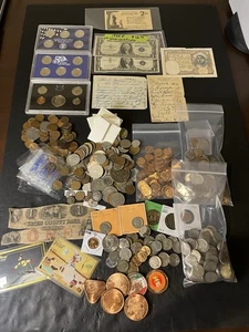 Coin Dealer Desk Clean out - Picture 1 of 11