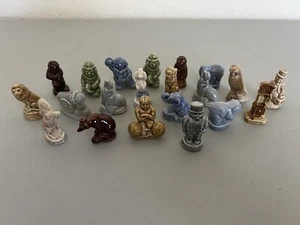 Large VTG Lot Of 20 Red Rose Tea Wade Whimsies England - Picture 1 of 1