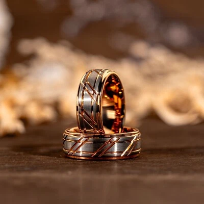 Alianza de boda única martillada para hombre, anillo de promesa de boda de tungsteno de oro rosa de 8 mm Foto 1 de 4