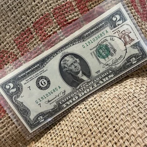 1976 $2 TWO DOLLAR BILL Chicago IL Canceled Stamp Liberty Bell Uncirculated Apr - Picture 1 of 7
