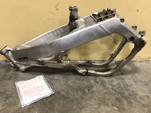 01 Honda CR250 CR 250 OEM cuadro principal chasis carrocería cuna 2001 - Imagen 1 de 8
