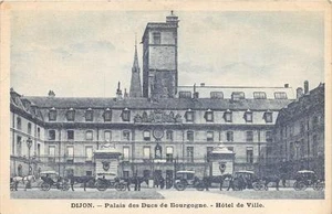CPA 21 DIJON PALAIS DES DUCS DE BOURGOGNE HOTEL DE VILLE - Picture 1 of 1