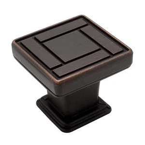 Perillas cuadradas de gabinete de bronce frotado con aceite Cosmas #7155ORB - Imagen 1 de 1