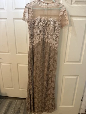 JS Collections 12 Women’s Sheath Dress Lace Floral Overlay Lined Formal Cocktail - Image 1 of 4