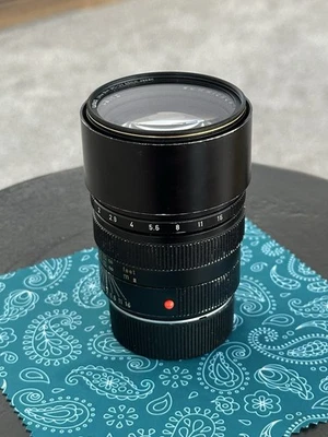 Leica SUMMICRON-M 90mm f/2  (Black) Canada US BUYERS ONLY PLEASE - image 1 of 4