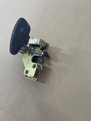 Pestillo de puerta Caterpillar 262B Cat parte # 225-3187 (STK# 25279) Foto 1 de 4