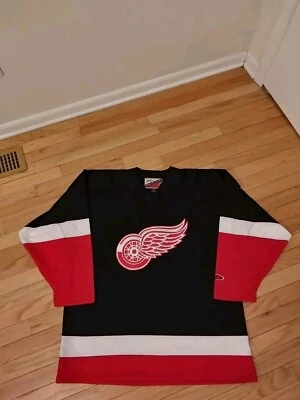 Detroit Red Wings NHL Vintage Pro Player Alt Black Jersey NWOT Men's Size L - Imagem 1 de 4
