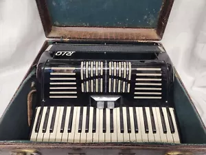 Vintage Excelsior Rio 120 Bass Accordion W/ Case - Picture 1 of 10