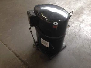 BRISTOL H23A423DBEA 3-1/2 TON AC/HP HERMETIC COMPRESSOR 380-460/50-60/3 15487 - Picture 1 of 11