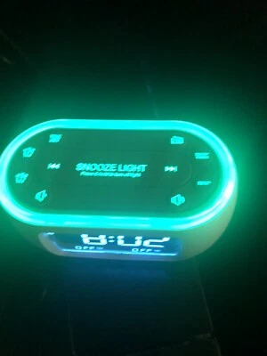 Reloj Housebay Brillo Colorido Diferentes Colores Luz y Doble Alarma Funciona Foto 1 de 4