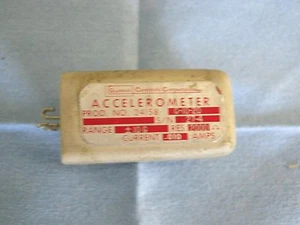 Controles Giannini: 24158, acelerómetro C-10-20. +10G, 2000Ω, .010A. Nuevo antiguo - Imagen 1 de 1