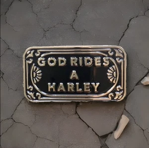 VTG NOS OUTLAWS ANGELS BIKER BADGE PIN, HOG, HARLEY, SUPPORT 81, 1%er, DILLIGAF. - Picture 1 of 7