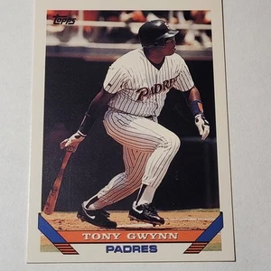 HOF 1993 Topps Tony Gwynn #5 BASEBALL San Diego Padres MLB BASEBALL CARD - Picture 1 of 2