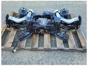 2014-2017 Chevrolet SS Sedan 6.2L Carrier A/T Rear Axle Diff 3.27 Ratio GW6 2372 - Picture 1 of 12