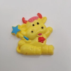 Vintage Zodiac Sign Taurus Astrology Plastic Fridge Magnet - Picture 1 of 3