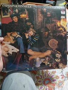 CAPTAIN & TENNILLE "COME IN FROM THE RAIN" NEW SEALED VINYL LP A&M RECORDS - Picture 1 of 3