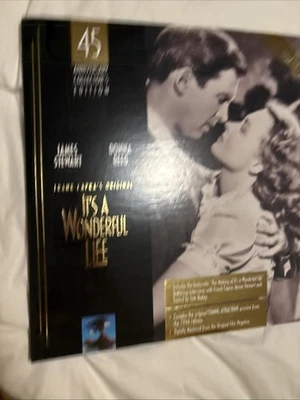 It's a Wonderful Life 2 Discs Laser Discs 45 Anniversary Collector's Edition - Image 1 of 4
