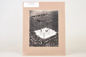 1947 Vintage Press Photo 11x14'' - Louis vs Walcott Madison Square Garden V21 - Picture 1 of 5