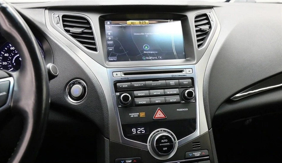 2015 2016 2017 HYUNDAI AZERA 96554-3v704 LATEST GPS NAVIGATION SD CARD MAP  - Image 1 of 1