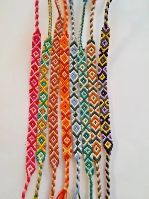 Freundschaftsarmband Freundschaftsband geknüpft Ethno Bunt geflochten - Bild 1 von 3