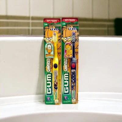 全新 复古 Butler GUM Garfield 儿童 超柔软牙刷 黄色和紫色 — 第 1/4 张图片