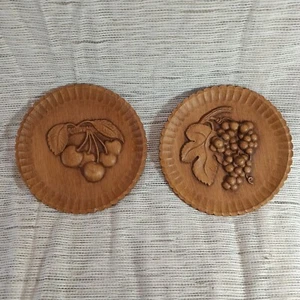 Burwood Apple Cherries Faux Wood Looking Wall Plate Plaque - Picture 1 of 5