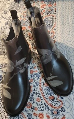 Nuevo Mujer Joules Botines Lluvia US 9.5 10 M Negro Gris Floral Rockingham  Foto 1 de 4