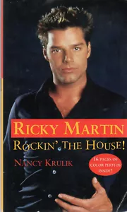 RICKY MARTIN: ROCKIN' THE HOUSE by Nancy Krulik 1999 MM Paperback 16 Pgs Photos - Foto 1 di 2