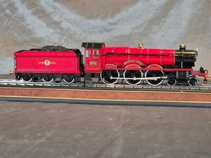 Réplique Train Poudlard Express 1/50 Harry Potter Noble Collection 53 cm - Picture 1 of 7
