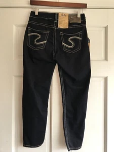 Jeans capri plateados Suki tiro alto lavado oscuro súper elásticos para mujer 26x24 - Imagen 1 de 5