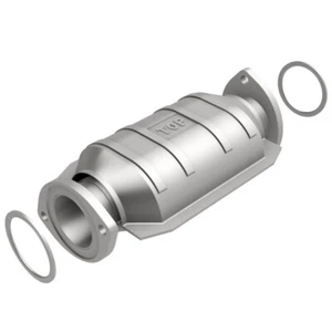 MagnaFlow Direct Fit Catalytic Converter 95-97 4.5L Toyota Land Cruiser - Picture 1 of 10