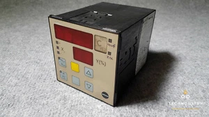 Controlador de temperatura SAMSON TROVIS 6496 - Imagen 1 de 8