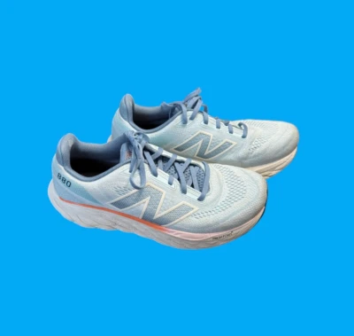 Zapato para correr New Balance 880v12 para mujer talla 10,5 azul claro Foto 1 de 4