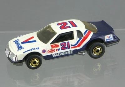 De colección 1983 Hot Wheels Gold Hot Ones Diecast Valvoline Thunderbird Stocker HK Foto 1 de 4