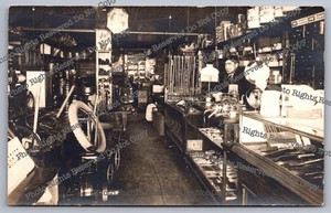 Antik RPPC Baumarkt Spaten Gabeln Sägen Messer Echt Foto Postkarte - Bild 1 von 14
