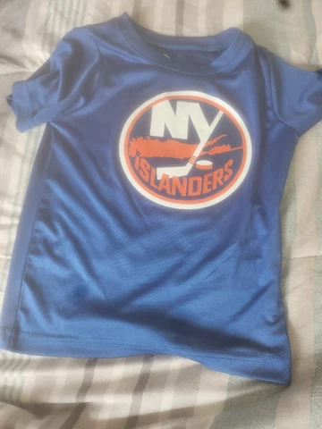 Youth NHL New York Islanders John Ravares #91 T-Shirt, Medium 10/12 Cover